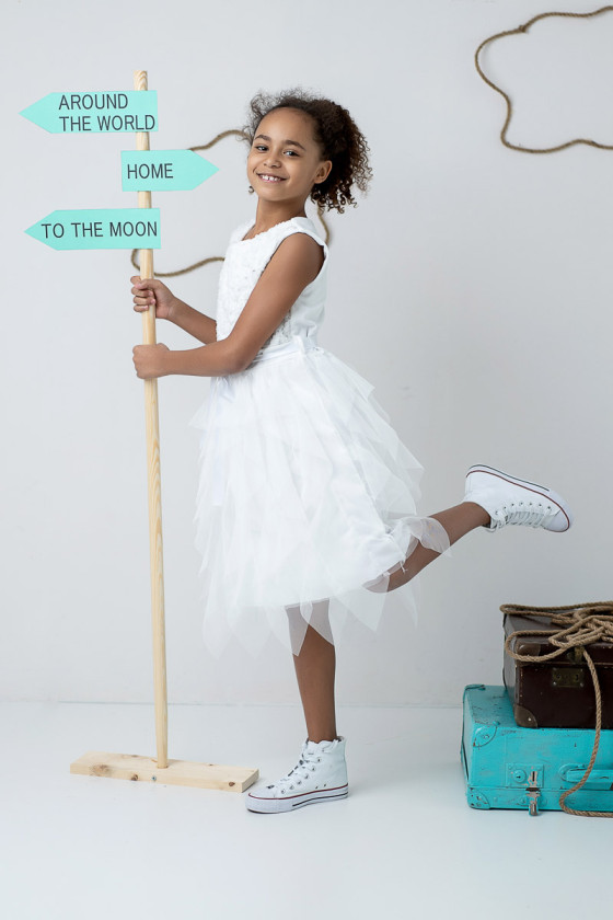 Sukienka komunijna sukienka balowa wizytowa sukienka pudrowa sukienka biała sówka odzież dziecięca