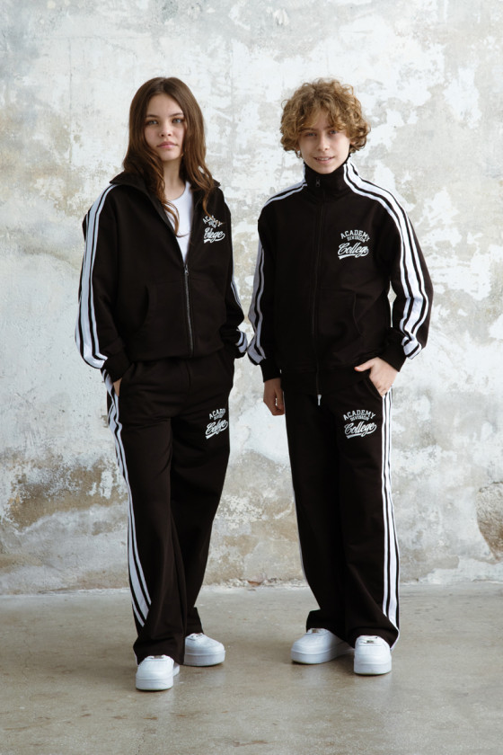 dres sportowy bawełna dres lampasy czarny moda teen odzież teen dziecięca modne dresy ubrania dla nastolatek ubrania dziecięce o dres sportowy bawełna dres lampasy czarny moda teen odzież teen dziecięca modne dresy ubrania dla nastolatek ubrania dziecięce o