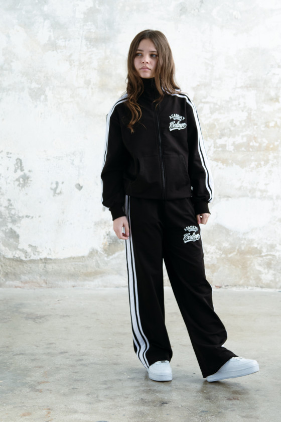 dres sportowy bawełna dres lampasy czarny moda teen odzież teen dziecięca modne dresy ubrania dla nastolatek ubrania dziecięce o dres sportowy bawełna dres lampasy czarny moda teen odzież teen dziecięca modne dresy ubrania dla nastolatek ubrania dziecięce o