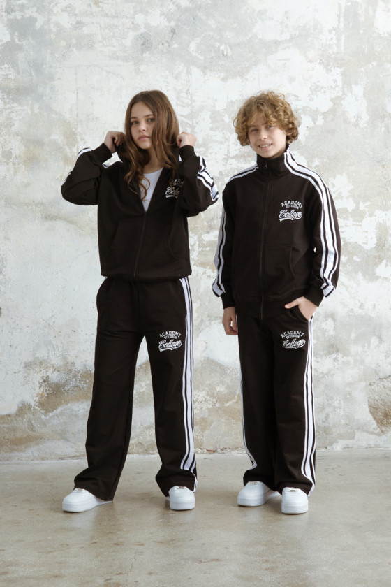 dres sportowy bawełna dres lampasy czarny moda teen odzież teen dziecięca modne dresy ubrania dla nastolatek ubrania dziecięce o dres sportowy bawełna dres lampasy czarny moda teen odzież teen dziecięca modne dresy ubrania dla nastolatek ubrania dziecięce o