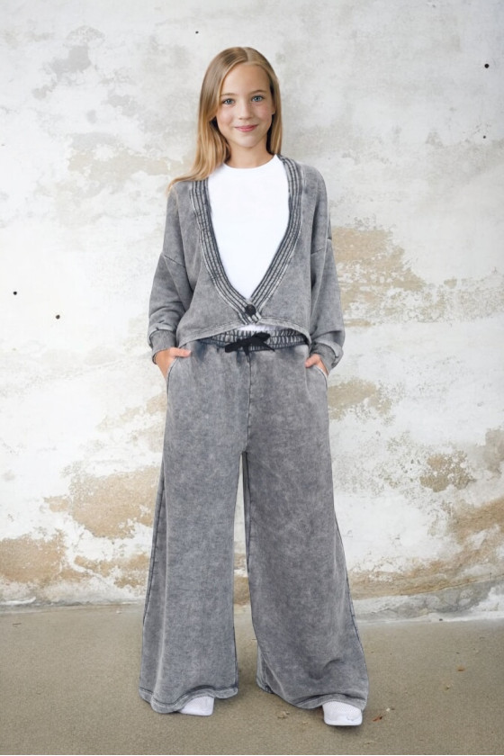 dres bawełna spodnie szerokie nogawki t-shirt oversize bawełna jakość premium dres dla dziewczynki dres do szkoły komplet dla dz dres bawełna spodnie szerokie nogawki t-shirt oversize bawełna jakość premium dres dla dziewczynki dres do szkoły komplet dla dz