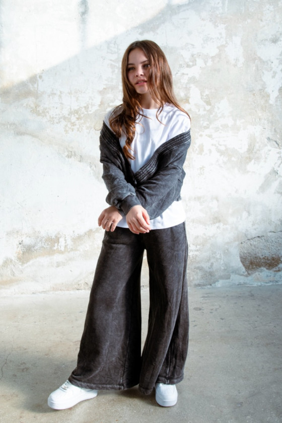 dres bawełna spodnie szerokie nogawki t-shirt oversize bawełna jakość premium dres dla dziewczynki dres do szkoły komplet dla dz dres bawełna spodnie szerokie nogawki t-shirt oversize bawełna jakość premium dres dla dziewczynki dres do szkoły komplet dla dz