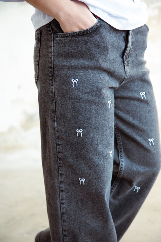 Spodnie jeans Kokardki