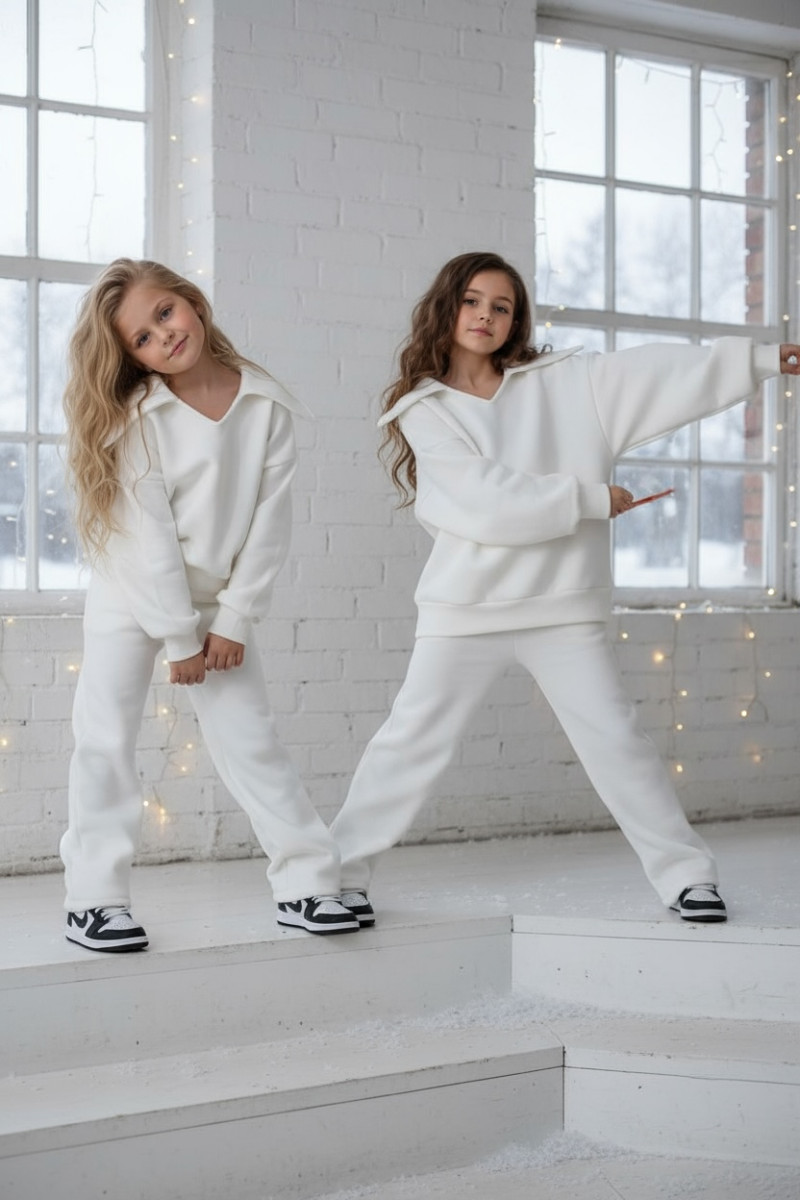 Komplet ocieplany bluza i spodnie Kołnierz Śmietanka Komplet ocieplany bluza i spodnie Kołnierz Śmietanka