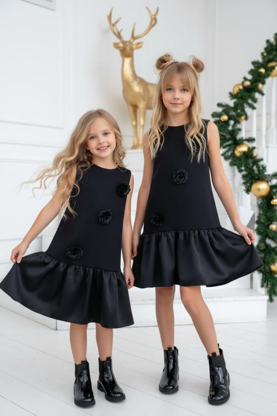 Sukienka + trzy broszki różyczki