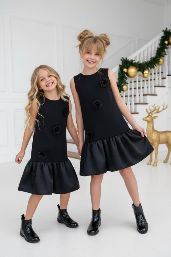 Sukienka + trzy broszki różyczki