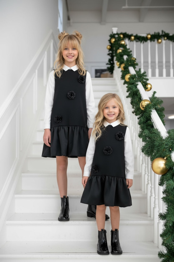 Sukienka + trzy broszki różyczki