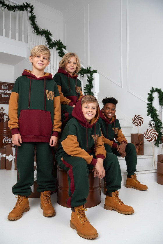 Komplet chłopięcy ocieplany bluza i spodnie "W"