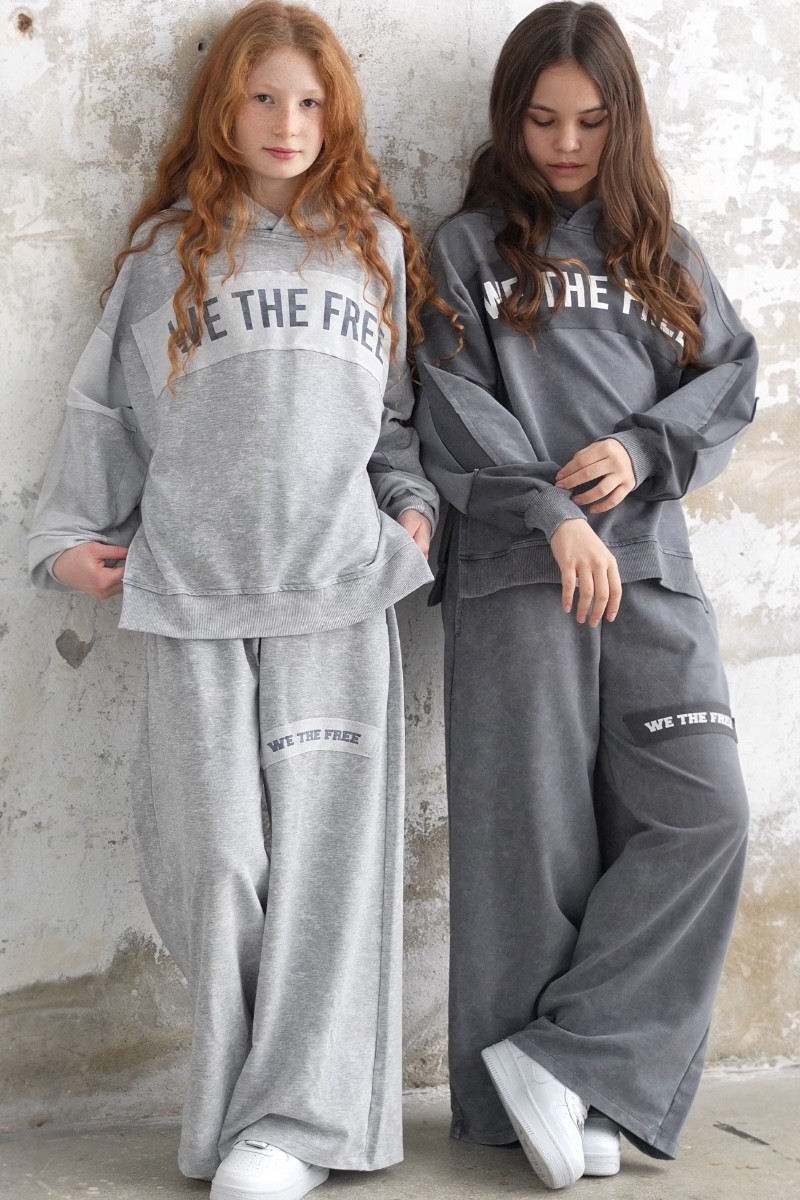 Komplet We The Free jasny szary