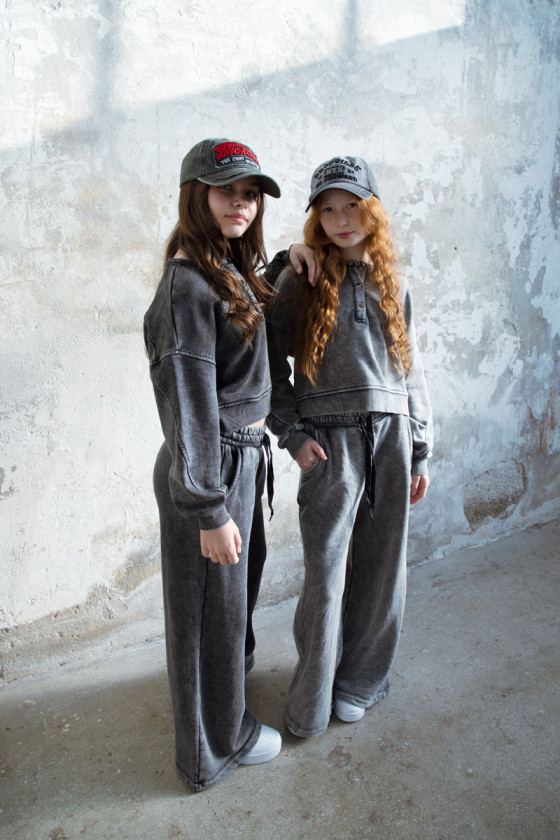 dres sportowy dla dziewczynki dres casualowy komplet spodnie szerokie nogawki komplet bawełniany nastolatki sówka sklep moda tee