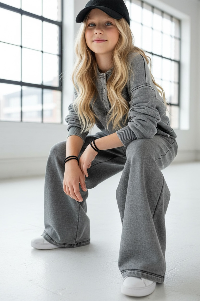 dres sportowy dla dziewczynki dres casualowy komplet spodnie szerokie nogawki komplet bawełniany nastolatki sówka sklep moda tee