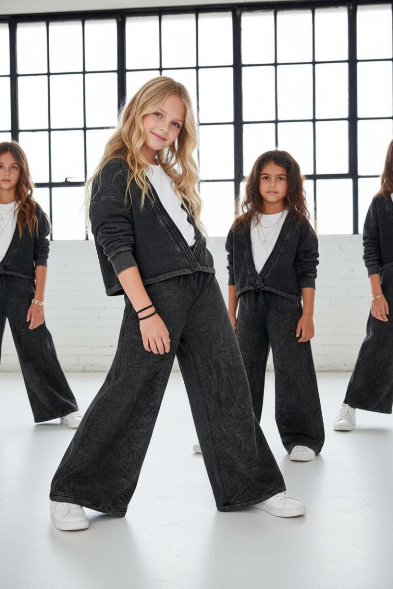 dres bawełna spodnie szerokie nogawki t-shirt oversize bawełna jakość premium dres dla dziewczynki dres do szkoły komplet dla dz