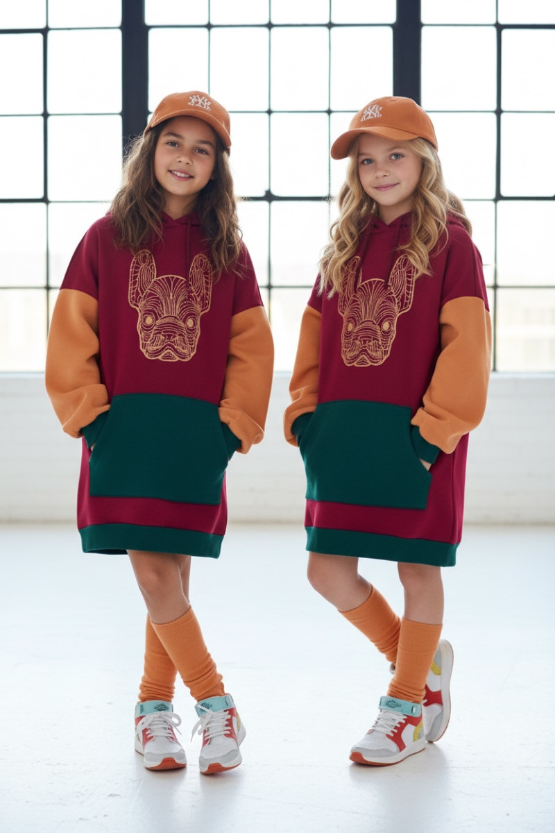 Długa bluza i getry Buldożek