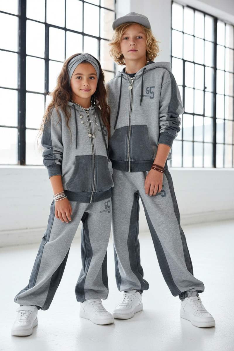 Komplet bluza rozpinana i spodnie 65
