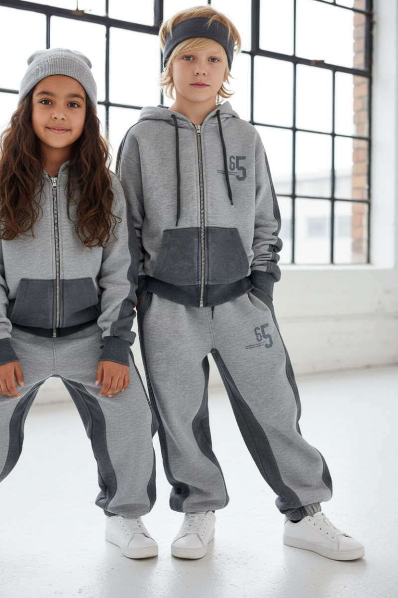 Komplet bluza rozpinana i spodnie 65